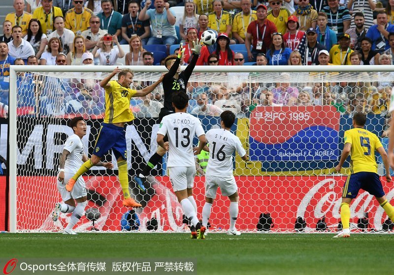高清:格兰奎斯特点球破门 瑞典1-0战胜韩国