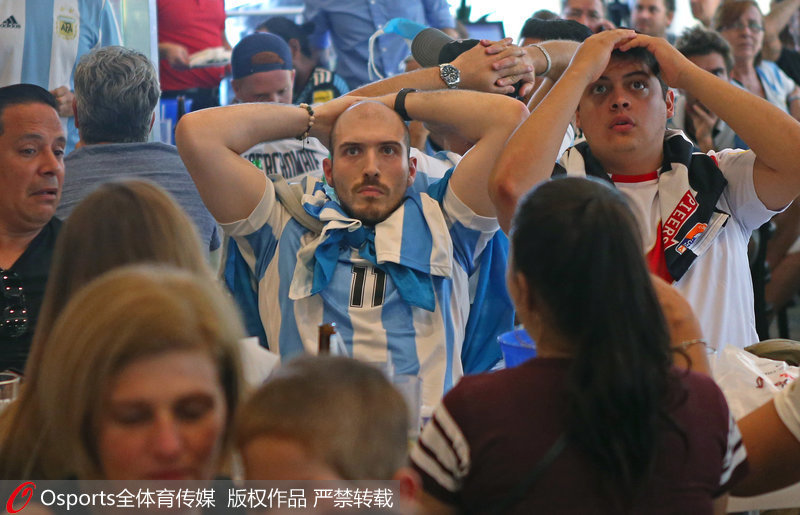 組圖：阿根廷0-3完敗克羅地亞 阿根廷球迷難以置信