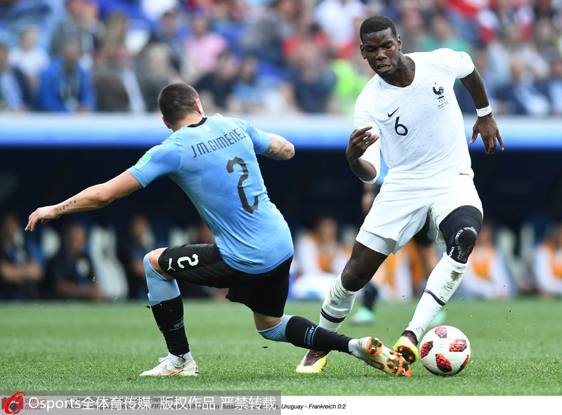 7月6日，世界杯1/4決賽，法國2-0戰勝烏拉圭。法國隊中場博格巴突破。