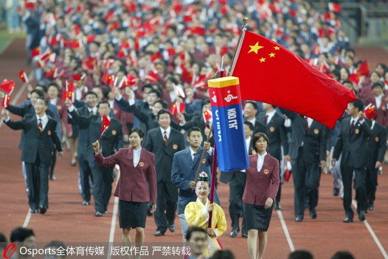 釜山亞運會，中國男籃的李楠成為了中國代表團的旗手。