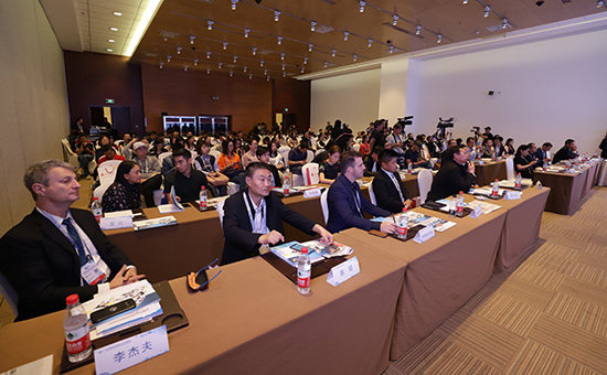 人民體育·2018中國冰球發展高峰論壇成功舉辦