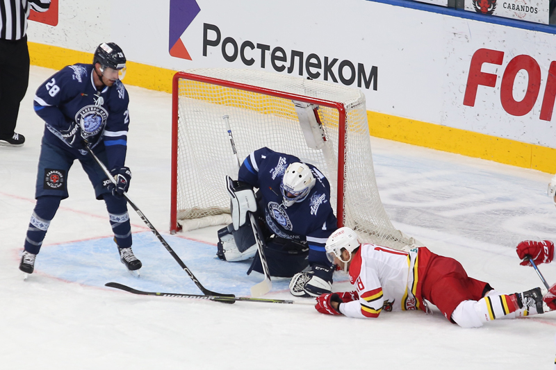 KHL- 䲻˹˵Ħ2