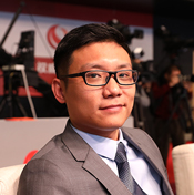 王宁宁拓（上海）体育管理有限公司董事长 