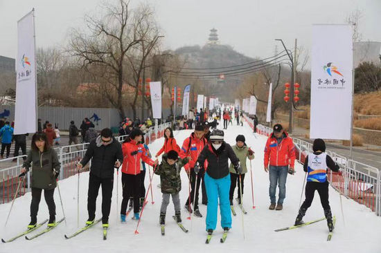 2019國際雪聯中國北京越野滑雪大獎賽 專業賽道成大眾健身樂園