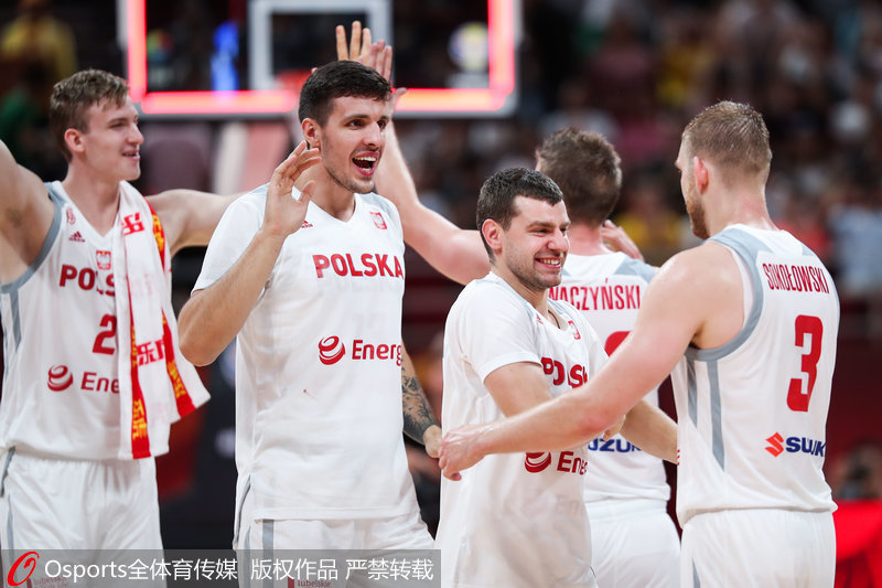 波蘭隊慶祝勝利