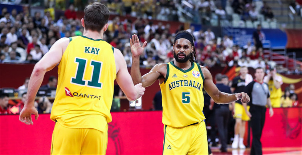 高清：2019男篮世界杯8强赛 澳大利亚82：70捷克晋级四强