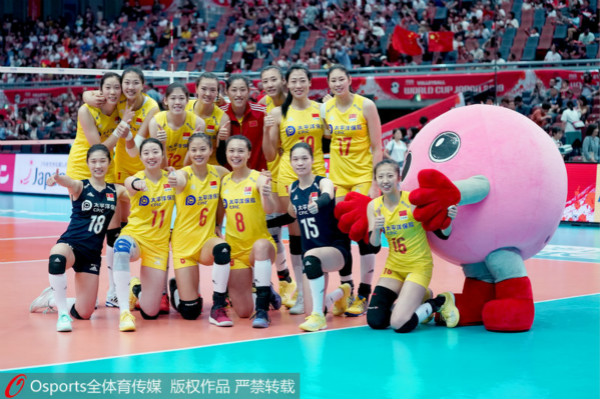 2019女排世界杯，中國女排勢不可擋，十連勝后提前一輪奪冠，歷史上第十次奪冠