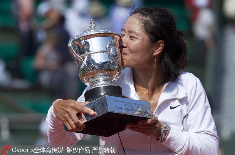 李娜奪2011年法國網球公開賽冠軍 成中國網壇奪四大滿貫第一人 