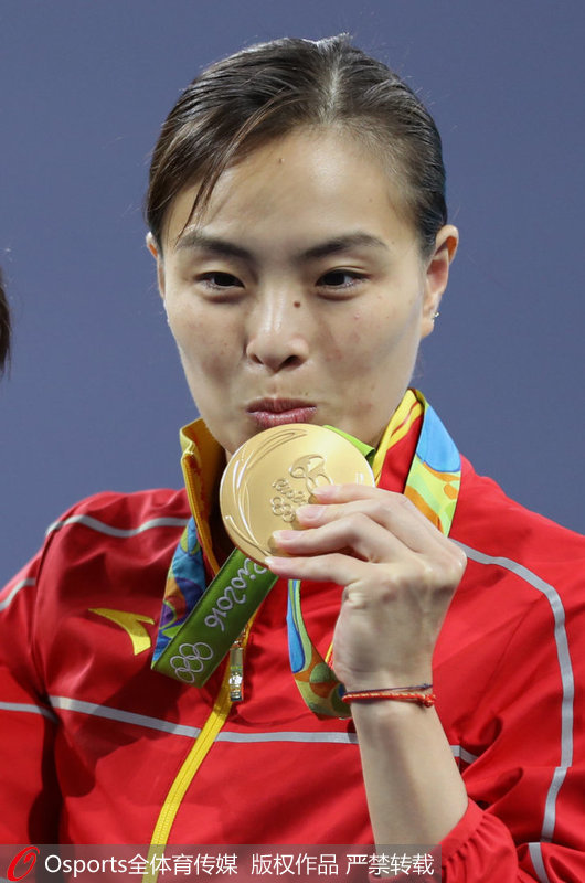 吳敏霞奪裡約奧運會女子雙人3米板冠軍 歷史上第一位奧運跳水五金得主