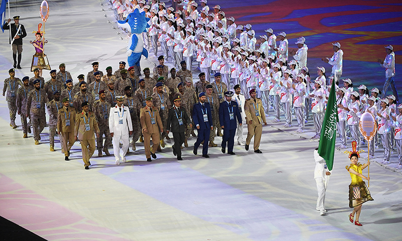 沙特阿拉伯代表團在開幕式上入場