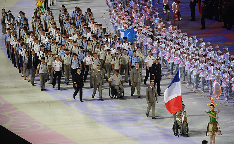 法國代表團在開幕式上入場