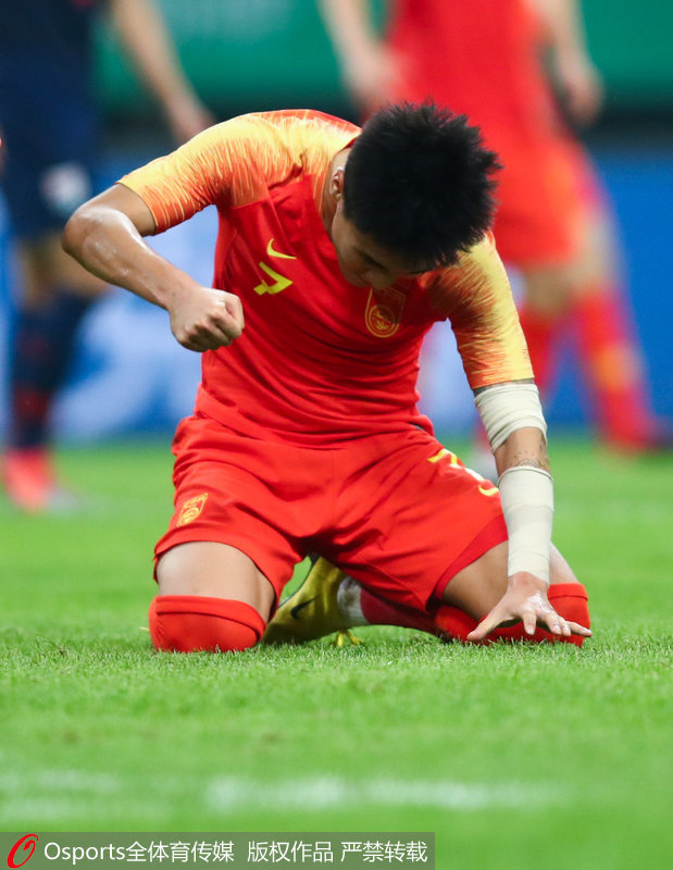 3月21日，2019年中國杯：中國0：1負泰國，中國男足武磊失落捶地