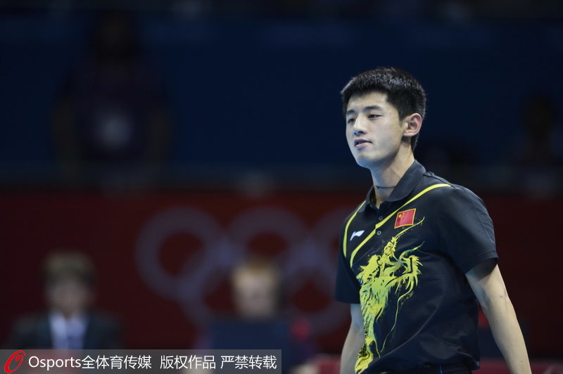 2012年8月2日，乒乓球男單決賽，張繼科4：1王皓。張繼科胸有成竹，霸氣十足。
