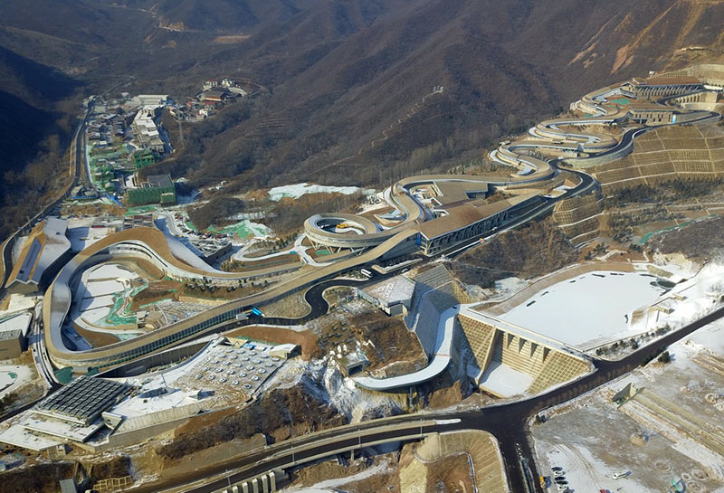 這是1月19日拍攝的國家高山滑雪中心（無人機照片）。
