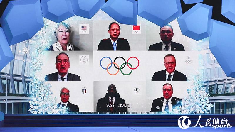 各國家（地區）奧委會接受國際奧委會主席托馬斯·巴赫的邀請，參加北京2022年冬奧會。人民網記者 張志強攝