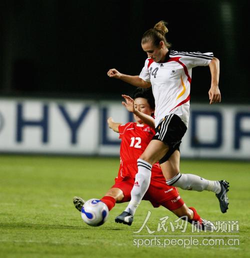 [组图三]女足世界杯德国3-0朝鲜晋级半决赛