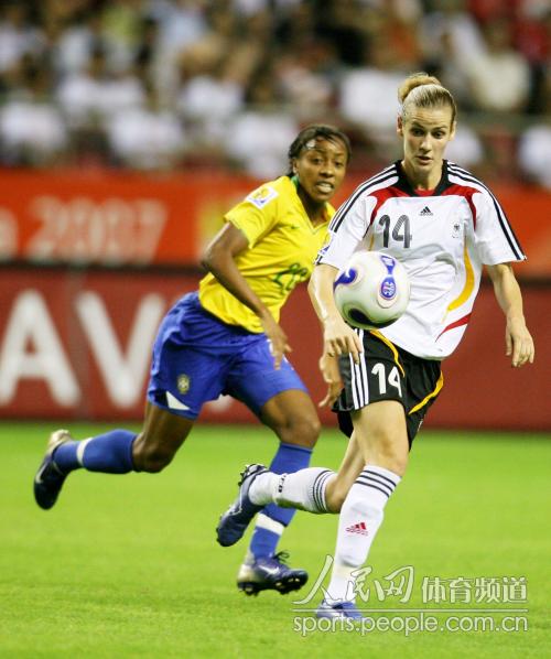 [组图四]女足世界杯德国队2-0巴西队成功卫冕