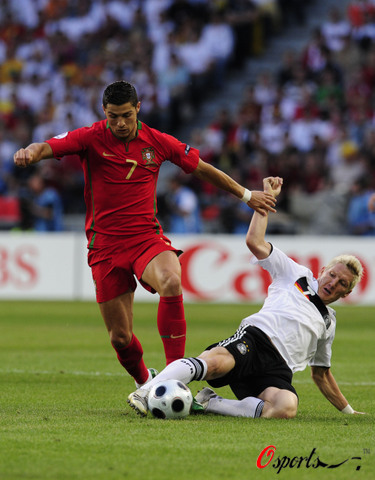 [组图]2008年欧洲杯1\/4决赛第1场:德国vs葡萄牙