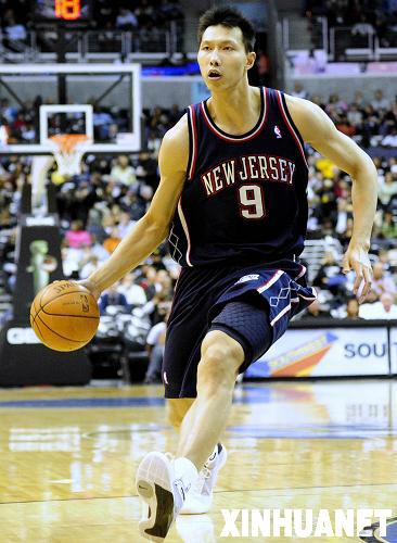 [组图]篮网95-85战胜奇才 易建联新赛季首场亮