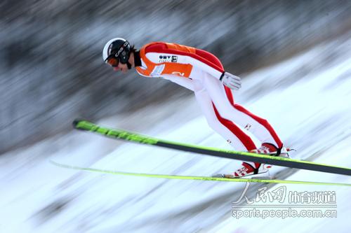 分赛区全面展开 高山滑雪滑降瑞士包揽冠军--体