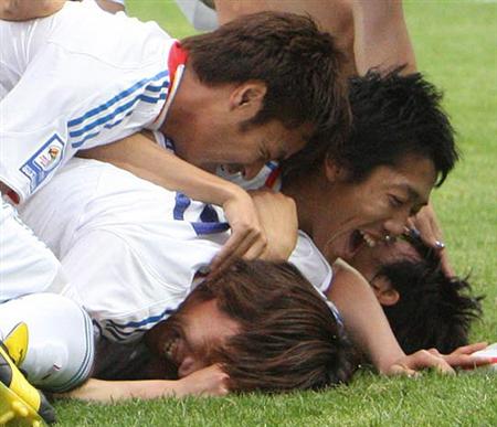 世预赛日本1-0胜乌兹别克 最早获得世界杯入场