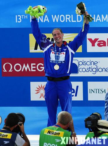 [组图]斯波弗斯打破女子100米仰泳世界纪录夺