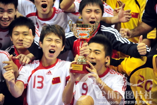 东亚室内五人制足球赛 中国队5∶4击败日本队
