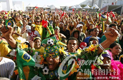 2010南非世界杯--[组图]巴西vs科特迪瓦 里约热