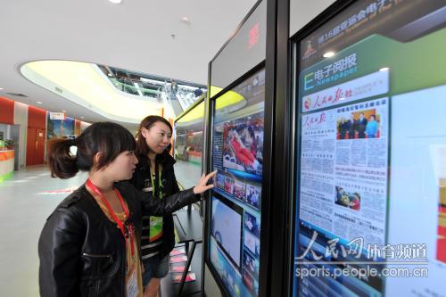 亚运城中一亮点:交互式数字信息发布平台受好