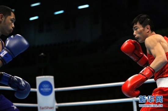 （體育）（4）拳擊——奧運會資格賽男子48-52公斤級：中國選手胡建關奪冠